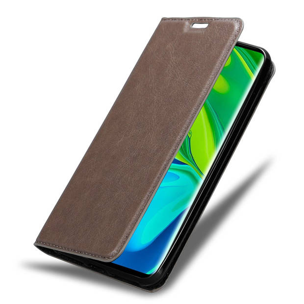 Cadorabo Hoesje geschikt voor Xiaomi Mi NOTE 10 in KOFFIE BRUIN - Beschermhoes Case magnetische sluiting Cover