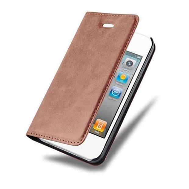 Cadorabo Hoesje geschikt voor Apple iPhone 4 / 4S in CAPPUCCINO BRUIN - Beschermhoes Case magnetische sluiting Cover