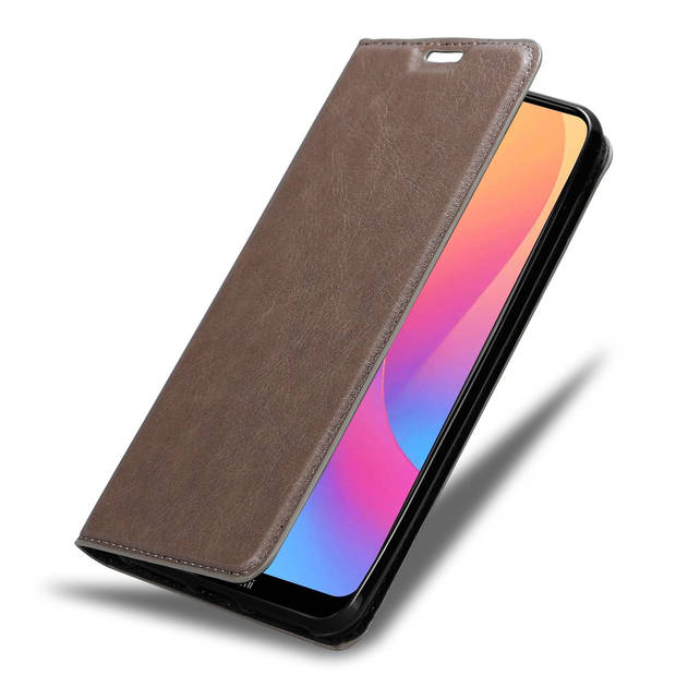 Cadorabo Hoesje geschikt voor Xiaomi RedMi 8A in KOFFIE BRUIN - Beschermhoes Case magnetische sluiting Cover