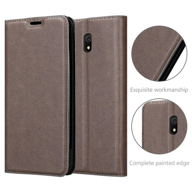 Cadorabo Hoesje geschikt voor Xiaomi RedMi 8A in KOFFIE BRUIN - Beschermhoes Case magnetische sluiting Cover