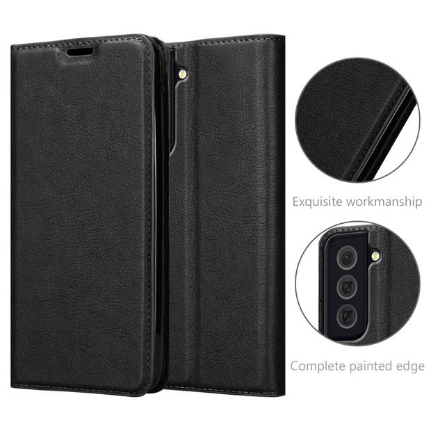 Cadorabo Hoesje geschikt voor Samsung Galaxy S22 in ZWARTE NACHT - Beschermhoes Case magnetische sluiting Cover