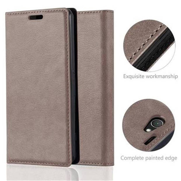 Cadorabo Hoesje geschikt voor Sony Xperia Z1 COMPACT in KOFFIE BRUIN - Beschermhoes Case magnetische sluiting Cover