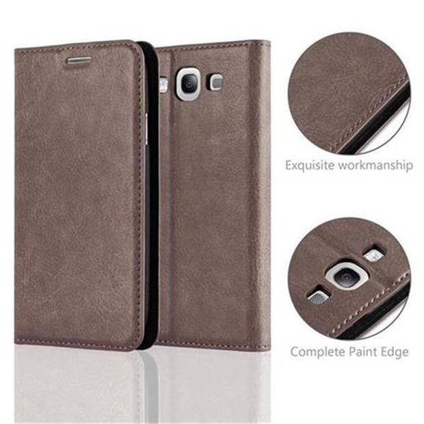 Cadorabo Hoesje geschikt voor Samsung Galaxy S3 / S3 NEO in KOFFIE BRUIN - Beschermhoes Case magnetische sluiting Cover