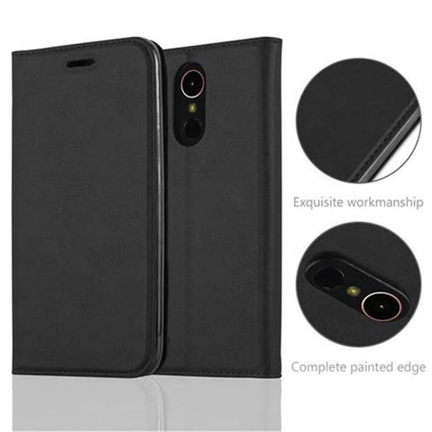 Cadorabo Hoesje geschikt voor LG K10 2017 in ZWARTE NACHT - Beschermhoes Case magnetische sluiting Cover