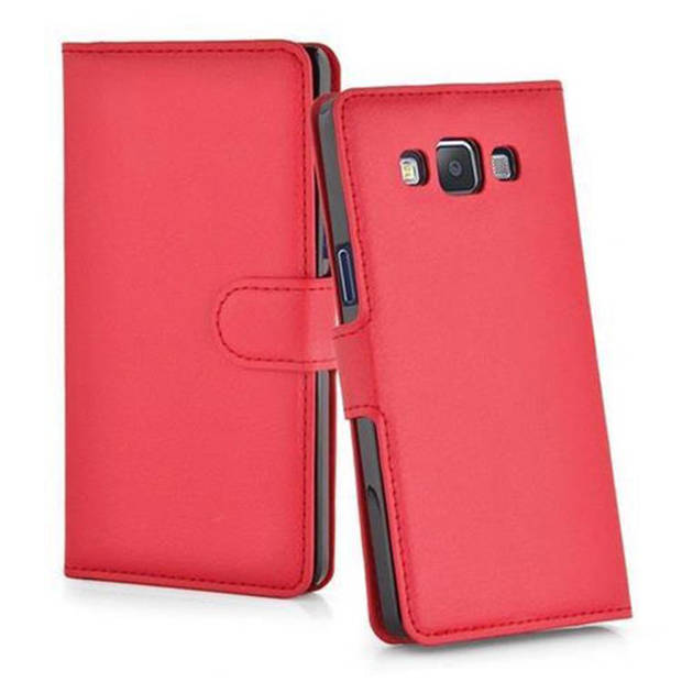 Cadorabo Hoesje geschikt voor Samsung Galaxy A7 2015 in KARMIJN ROOD - Beschermhoes Cover magnetische sluiting Case