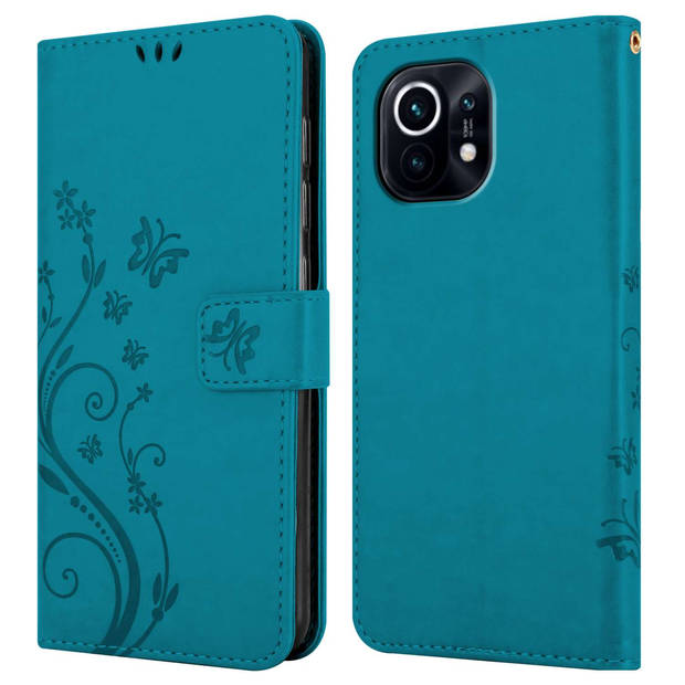 Cadorabo Hoesje geschikt voor Xiaomi Mi 11 5G in Blauw - Beschermhoes Case Cover Bloemen magnetische sluiting