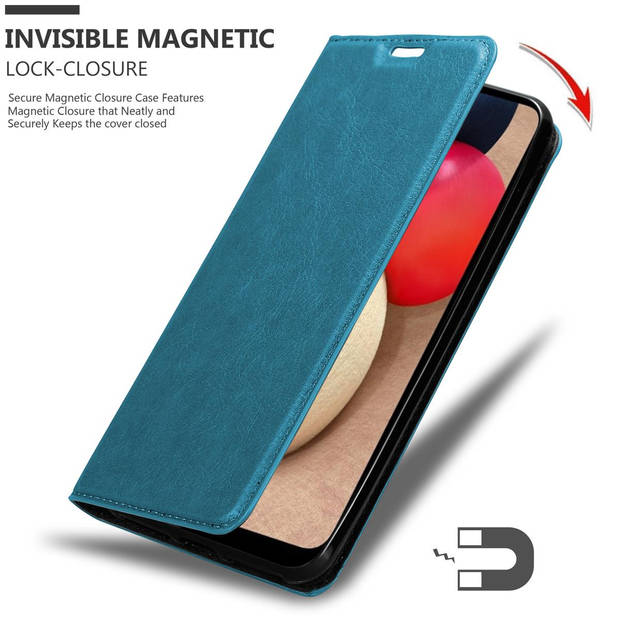 Cadorabo Hoesje geschikt voor Samsung Galaxy A02s in BENZINE TURKOOIS - Beschermhoes Case magnetische sluiting Cover