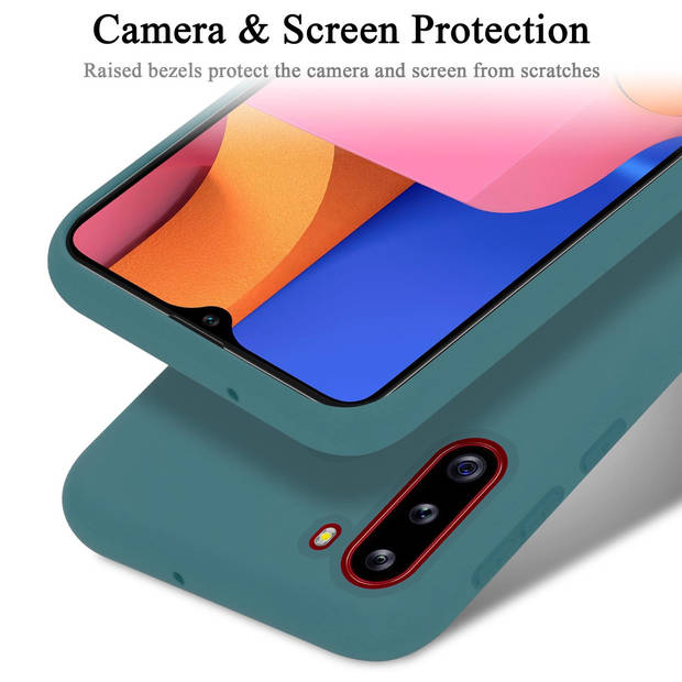 Cadorabo Hoesje geschikt voor Samsung Galaxy A21 Case in LIQUID GROEN - Beschermhoes TPU silicone Cover