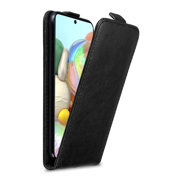 Cadorabo Hoesje geschikt voor Samsung Galaxy A71 4G in ZWARTE NACHT - Beschermhoes Flip Case Cover magnetische sluiting