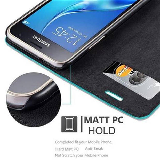 Cadorabo Hoesje geschikt voor Samsung Galaxy J1 2016 in BENZINE TURKOOIS - Beschermhoes Case magnetische sluiting Cover