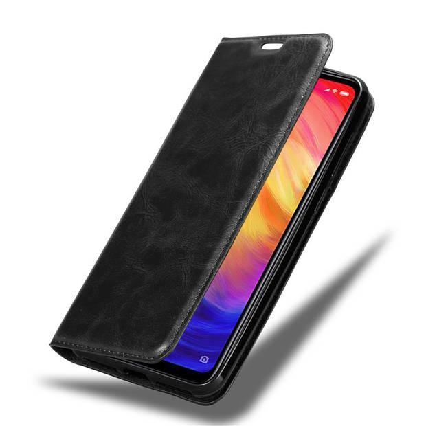 Cadorabo Hoesje geschikt voor Xiaomi RedMi NOTE 7 in ZWARTE NACHT - Beschermhoes Case magnetische sluiting Cover