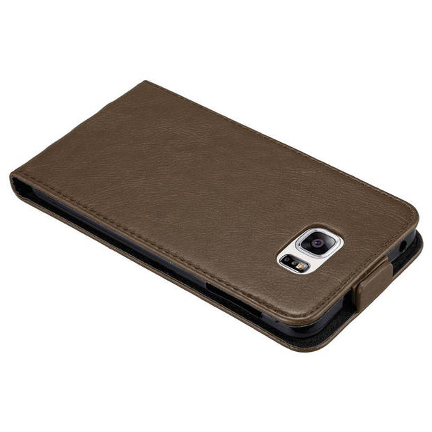 Cadorabo Hoesje geschikt voor Samsung Galaxy NOTE 5 in KOFFIE BRUIN - Beschermhoes Flip Case Cover magnetische sluiting