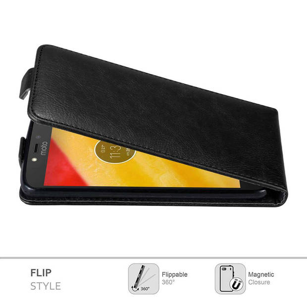 Cadorabo Hoesje geschikt voor Motorola MOTO C PLUS in ZWARTE NACHT - Beschermhoes Flip Case Cover magnetische sluiting