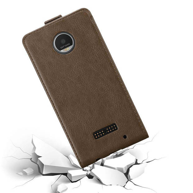 Cadorabo Hoesje geschikt voor Motorola MOTO Z PLAY in KOFFIE BRUIN - Beschermhoes Flip Case Cover magnetische sluiting