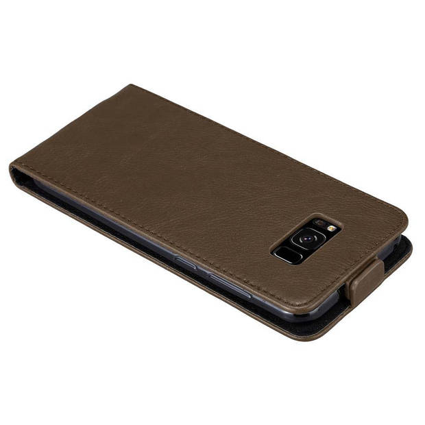 Cadorabo Hoesje geschikt voor Samsung Galaxy S8 in KOFFIE BRUIN - Beschermhoes Flip Case Cover magnetische sluiting