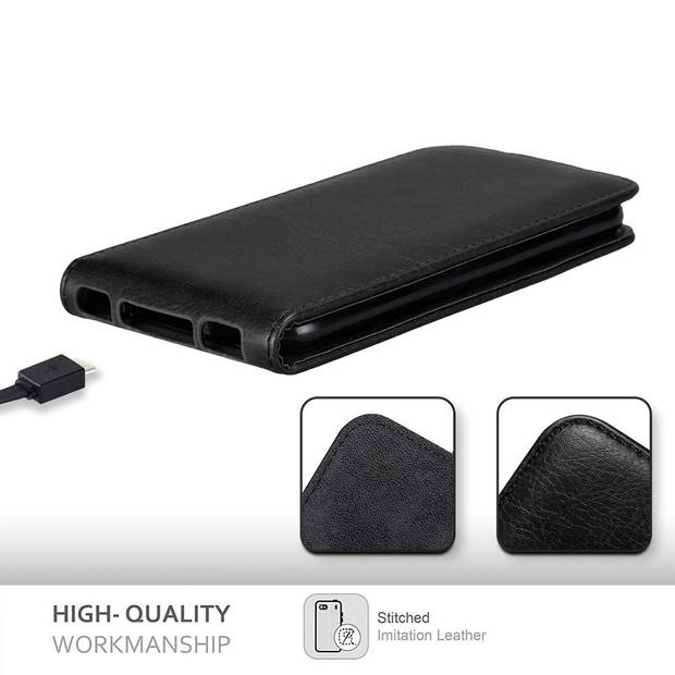 Cadorabo Hoesje geschikt voor HTC Desire 10 LIFESTYLE / Desire 825 in ZWARTE NACHT - Beschermhoes Flip Case Cover