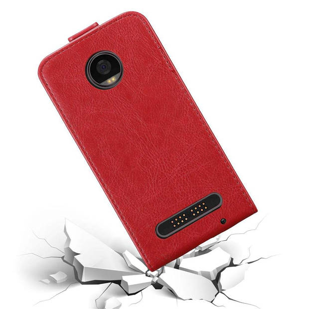 Cadorabo Hoesje geschikt voor Motorola MOTO Z2 PLAY / Z2 FORCE in APPEL ROOD - Beschermhoes Flip Case Cover magnetische