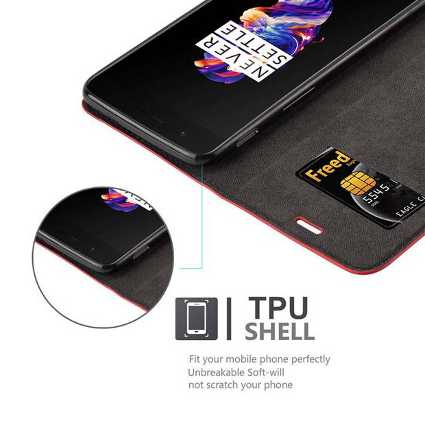 Cadorabo Hoesje geschikt voor OnePlus 5 in APPEL ROOD - Beschermhoes Case magnetische sluiting Cover