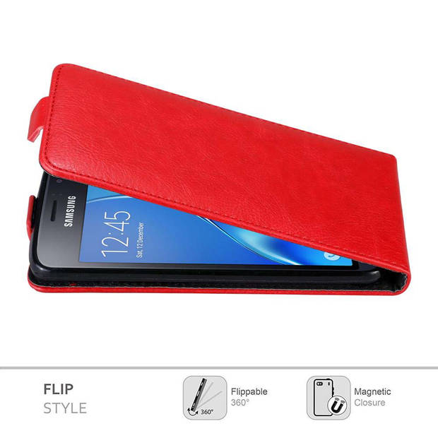 Cadorabo Hoesje geschikt voor Samsung Galaxy J1 2016 in APPEL ROOD - Beschermhoes Flip Case Cover magnetische sluiting