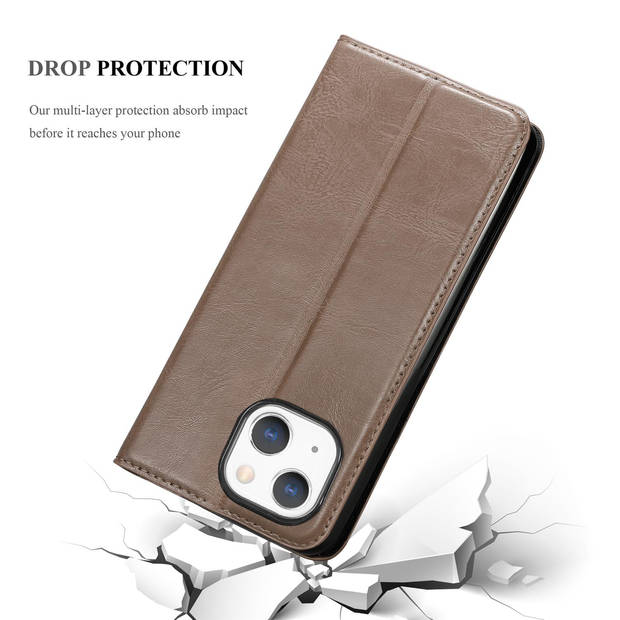 Cadorabo Hoesje geschikt voor Apple iPhone 13 in KOFFIE BRUIN - Beschermhoes Case magnetische sluiting Cover