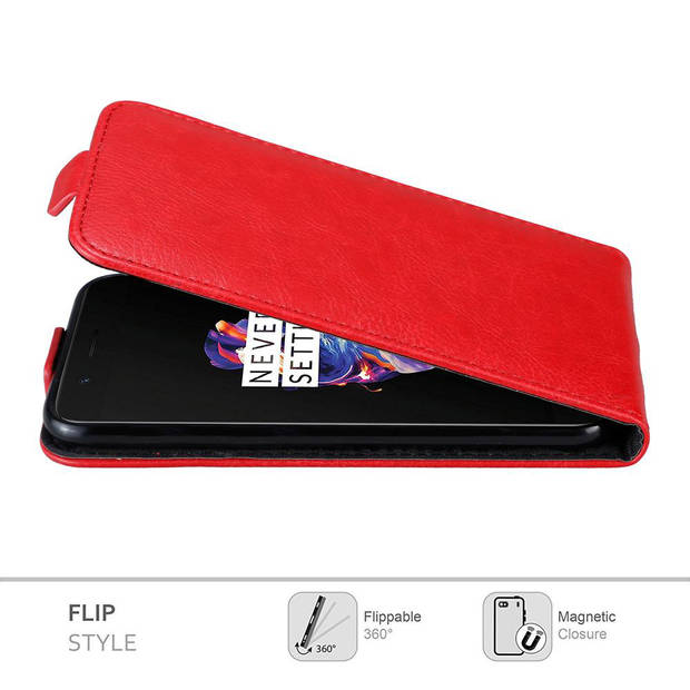 Cadorabo Hoesje geschikt voor OnePlus 5 in APPEL ROOD - Beschermhoes Flip Case Cover magnetische sluiting