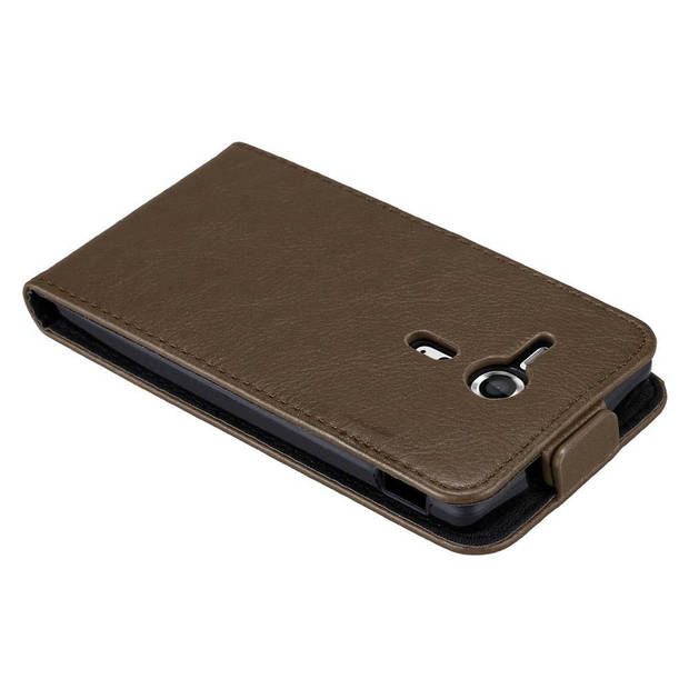 Cadorabo Hoesje geschikt voor Sony Xperia SP in KOFFIE BRUIN - Beschermhoes Flip Case Cover magnetische sluiting