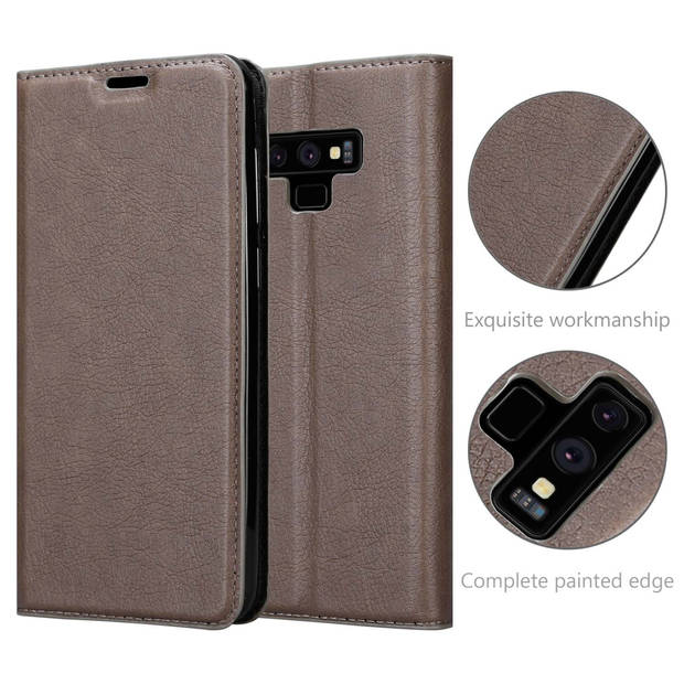 Cadorabo Hoesje geschikt voor Samsung Galaxy NOTE 9 in KOFFIE BRUIN - Beschermhoes Case magnetische sluiting Cover