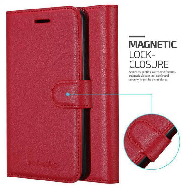 Cadorabo Hoesje geschikt voor Apple iPhone 7 PLUS / 7S PLUS / 8 PLUS in KARMIJN ROOD - Beschermhoes Cover magnetische