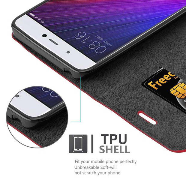 Cadorabo Hoesje geschikt voor Xiaomi Mi 5s in APPEL ROOD - Beschermhoes Case magnetische sluiting Cover