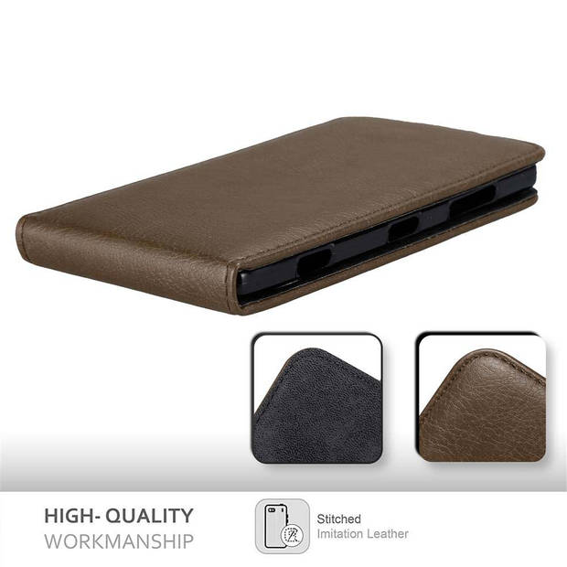 Cadorabo Hoesje geschikt voor Nokia Lumia 830 in KOFFIE BRUIN - Beschermhoes Flip Case Cover magnetische sluiting