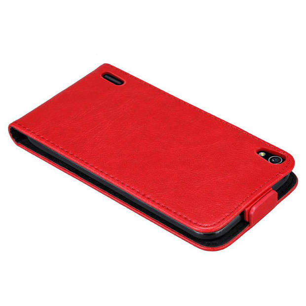 Cadorabo Hoesje geschikt voor Huawei ASCEND P7 in APPEL ROOD - Beschermhoes Flip Case Cover magnetische sluiting