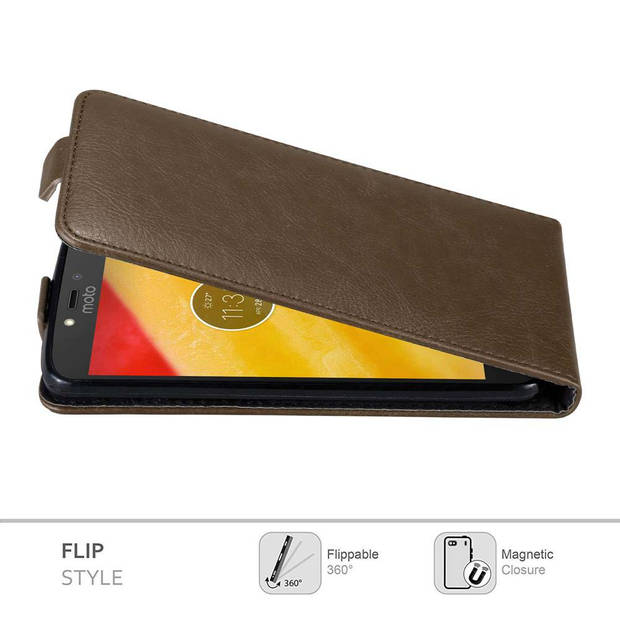 Cadorabo Hoesje geschikt voor Motorola MOTO C PLUS in KOFFIE BRUIN - Beschermhoes Flip Case Cover magnetische sluiting