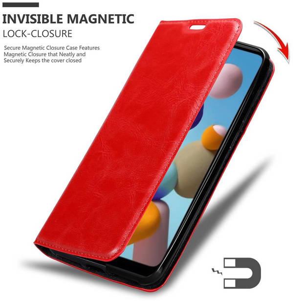 Cadorabo Hoesje geschikt voor Samsung Galaxy A21 in APPEL ROOD - Beschermhoes Case magnetische sluiting Cover