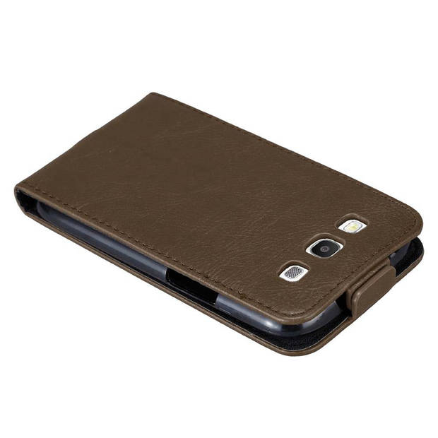 Cadorabo Hoesje geschikt voor Samsung Galaxy S3 / S3 NEO in KOFFIE BRUIN - Beschermhoes Flip Case Cover magnetische