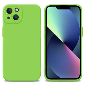 Cadorabo Hoesje geschikt voor Apple iPhone 13 in FLUID GROEN - Beschermhoes TPU silicone Cover Case