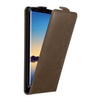 Cadorabo Hoesje geschikt voor Samsung Galaxy NOTE 8 in KOFFIE BRUIN - Beschermhoes Flip Case Cover magnetische sluiting