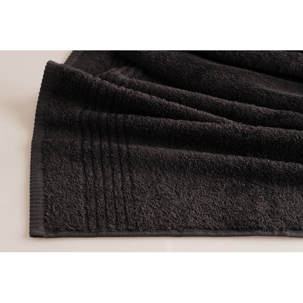 OUTLET BADTEXTIEL - set van 12 - handdoek 50x100 - zwart 650