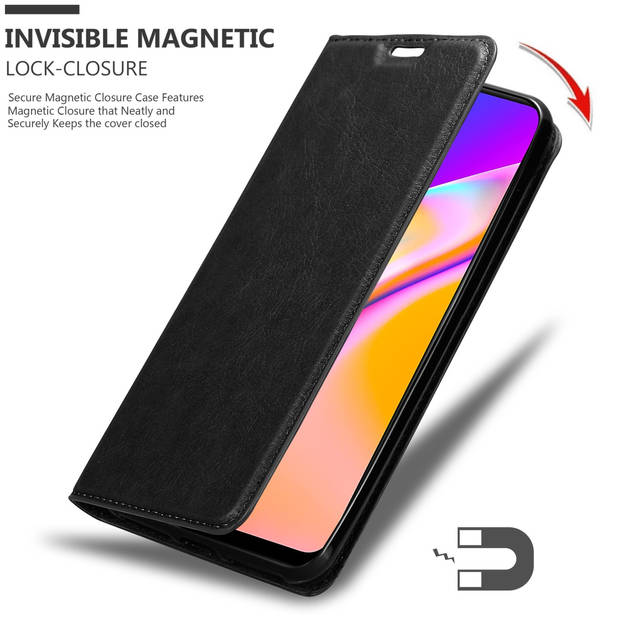 Cadorabo Hoesje geschikt voor Oppo A94 5G in ZWARTE NACHT - Beschermhoes Case magnetische sluiting Cover