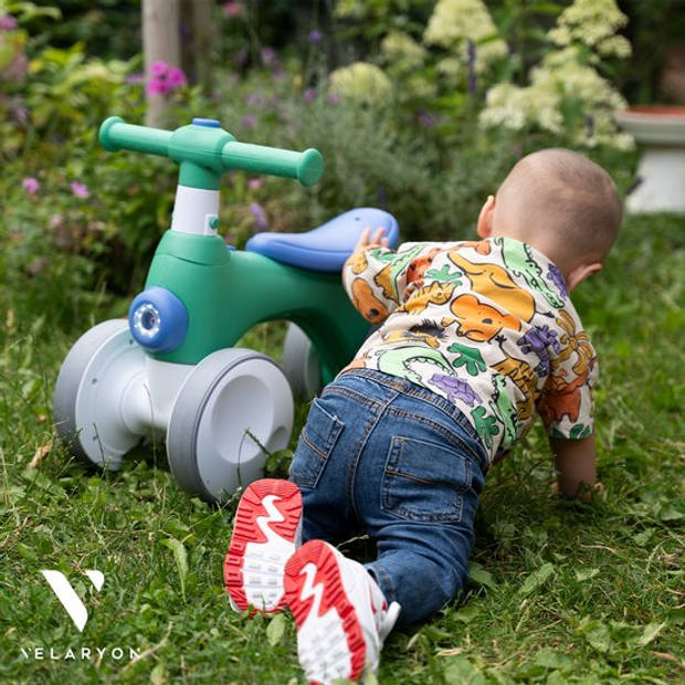 Velaryon Loopfiets 1 jaar - Oranje - Met Toeter, Muziek, licht & Bellenblaas - Incl. batterijen en Bellenblaaswater