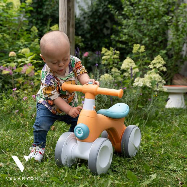 Velaryon Loopfiets 1 jaar - Oranje - Met Toeter, Muziek, licht & Bellenblaas - Incl. batterijen en Bellenblaaswater