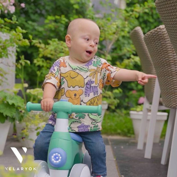 Velaryon Loopfiets 1 jaar - Oranje - Met Toeter, Muziek, licht & Bellenblaas - Incl. batterijen en Bellenblaaswater