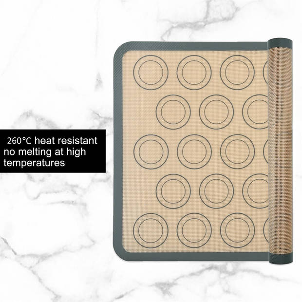 Intirilife 2x herbruikbare siliconen macaron bakmat in grijsbruin met afmeting 42 x 29,5 cm kookgerei