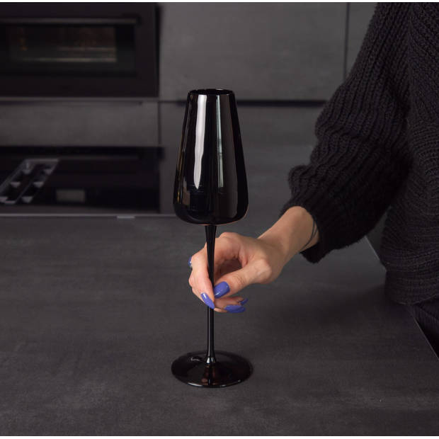 Intirilife 4x champagneglas modern design zwart - 220 ml - glas voor mousserende wijn, prosecco, vaatwasmachinebestendig
