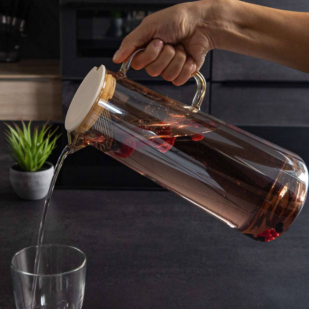 Intirilife karaf, glazen kan, in amber - 1.7 liter capaciteit - glas, waterkan met deksel en zeef