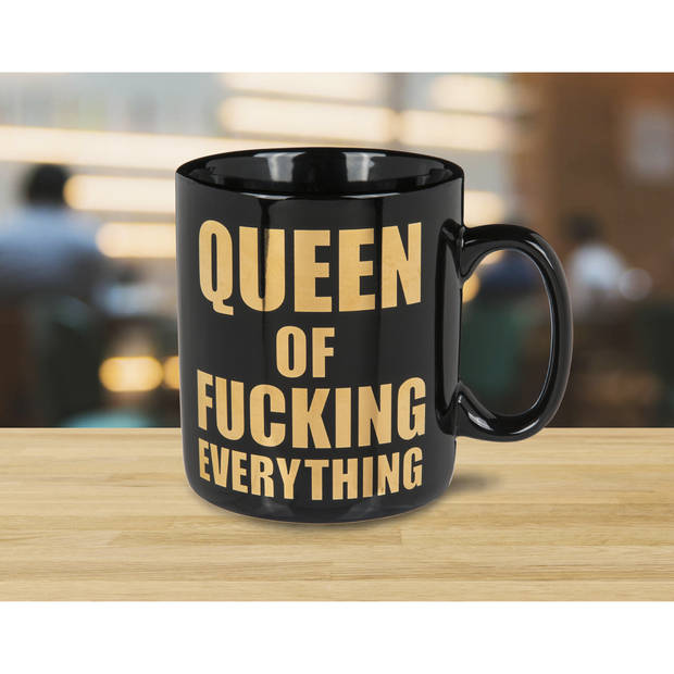 XL Koffie mok/beker - Queen of fucking evertything - keramiek - 850 ml - Bekers