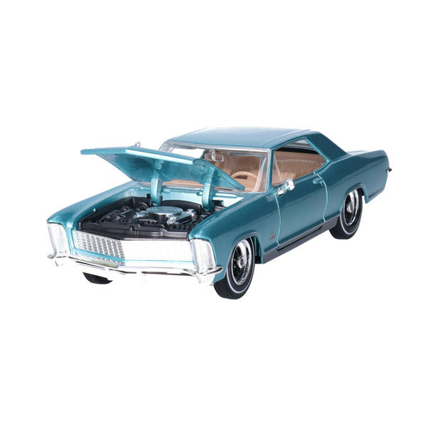 Maisto modelauto Buick Riviera - lichtblauw - schaal 1:24 - Speelgoed auto's