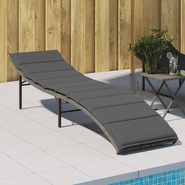 vidaXL Ligbed met kussen 55x199x50 cm poly rattan grijs