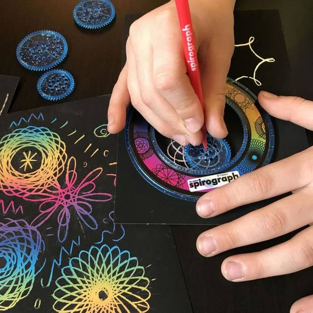 Veelkleurig en glitterachtig - SPIROGRAPH