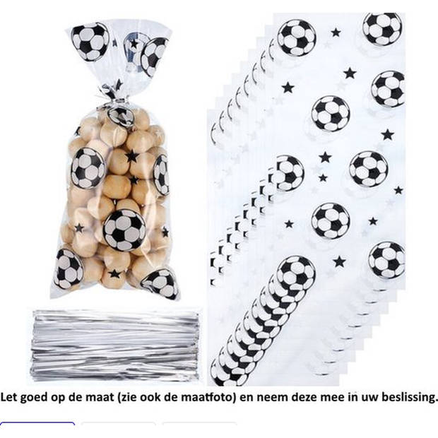 Knaak 25x Uitdeelzakjes Voetbal 12.5 x 27.5 cm - WK - EK - Cellofaan - Traktatie - Kado - Snoepzakje