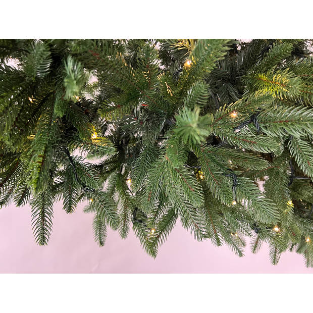 Luxe Kerstboom Excellent Trees® LED Falun Green 150 cm - met lampjes